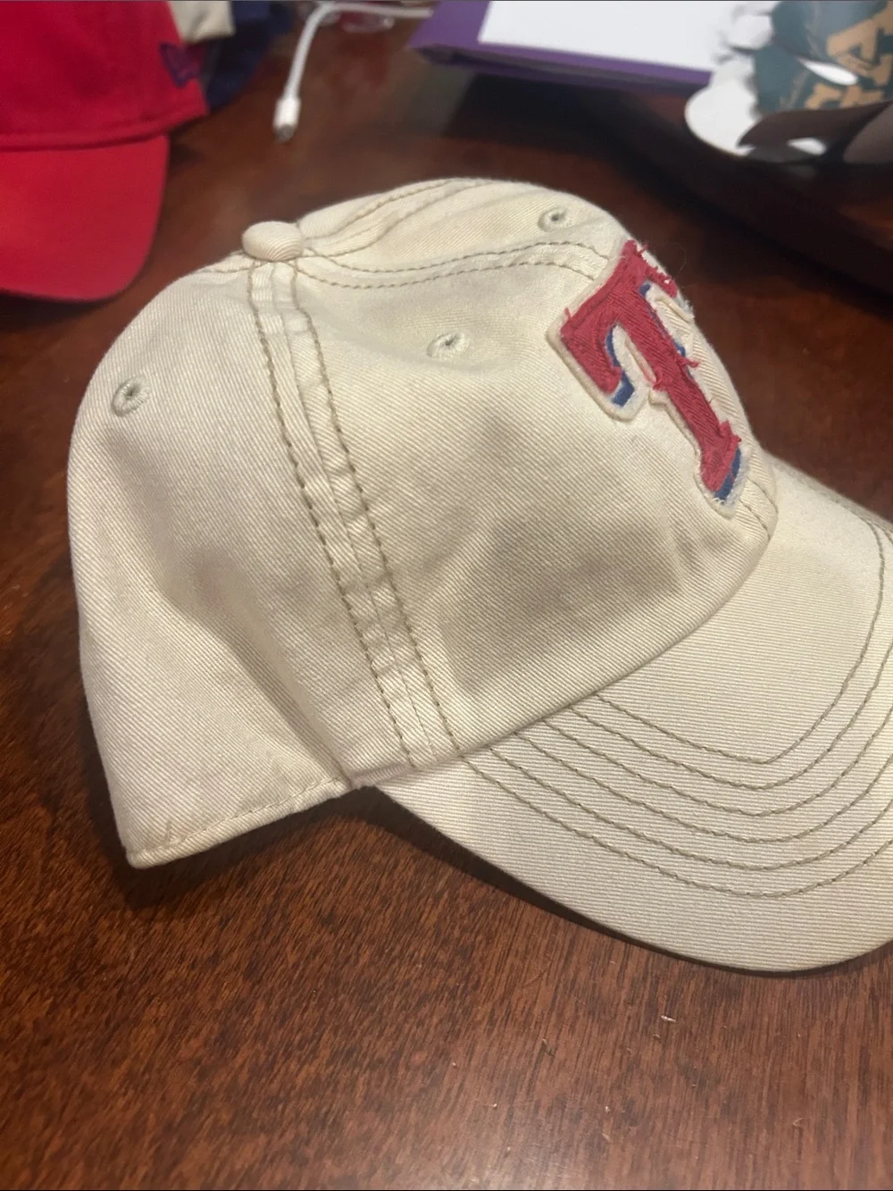 Texas Rangers ‘47 Brand Fitted Light Khaki Baseball Cap Small Read!